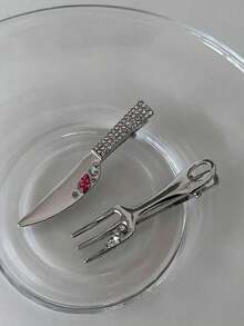 2PCS Personalized Rhinestone Metal Faux Knife & Fork Duck Bill BB Hair Clips, Unique & Fun Hair Accessories, Bangs Clip Side Clip, Suitable For Daily Wear, Party, Vacation, Outing, Girls Holiday Gift Hair Ornament - Silver - View 1