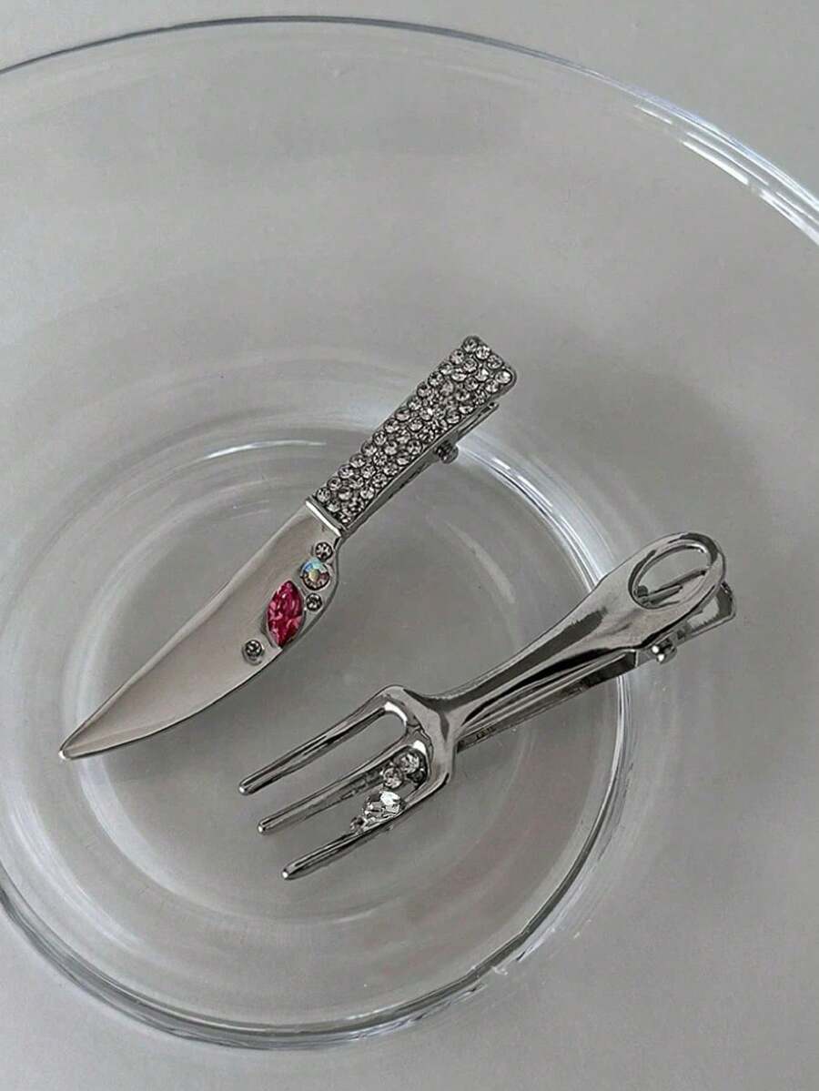 2PCS Personalized Rhinestone Metal Faux Knife & Fork Duck Bill BB Hair Clips, Unique & Fun Hair Accessories, Bangs Clip Side Clip, Suitable For Daily Wear, Party, Vacation, Outing, Girls Holiday Gift Hair Ornament - Silver - View 1