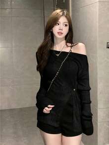 Atasan Rajut Lengan Panjang Bahu Asimetris Minimalis Warna Polos untuk Wanita, Warna Hitam, untuk Pemakaian Sehari-hari - Hitam - View 1
