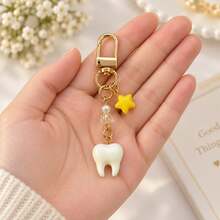 1pc/2pcs Unisex Realistic Teeth Pendant Beaded Five-Pointed Star Accessory Keychain Creative Bag Charm - Multicolor - View 6