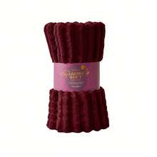 GC Gaveno Cavailia Chunky Ribbed Throw Blanket – Soft Cosy Textured Sofa & Bed Blanket, Washable Polyester Home Décor Throw - Red - View 5