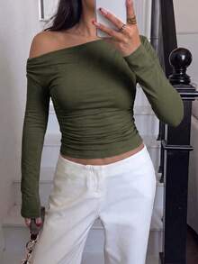 Unadoll Women Fall‑Winter Asymmetrical Slant‑Shoulder Long‑Sleeve Ruched Crop Top, Fitted Basic Tee For Back To School, Daily & Going Out - Army Green - View 6