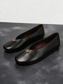 Plus Size Women's Square Toe Flat Ballet Shoes, Black Metal Flower Decor Slip-On Shoes, Soft Casual Fashion Shoes, Suitable For Daily, Dating, Commuting Wear - Black - View 2