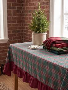 1pc Deep Green Background Red & White Striped Plaid Tablecloth, Vintage Holiday Style Fabric Material, Rectangular Red Ruffle Hem Decor, Beautify & Protect Tabletop, Suitable For Christmas, Winter Indoor Decor, Home Coffee Table - Green - View 3