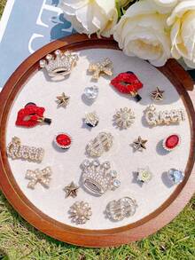 22pcs Rhinestone Crown Lipstick Shoe Flower, DIY Detachable Shoe Decoration ABS Star Shoe Accessory Suitable For Wooden Clogs Women Sandals Slippers Beach Shoes, Holiday Gift - Gold - View 4