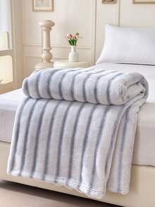 1pc Striped Print Faux Rabbit Fur Blanket, Soft Comfortable Warm Blanket For Home Decor, Suitable For Bed, Sofa, Office, Room Decoration, Dorm, Machine Washable - Blue and White - View 4