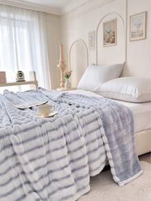 1pc Striped Print Faux Rabbit Fur Blanket, Soft Comfortable Warm Blanket For Home Decor, Suitable For Bed, Sofa, Office, Room Decoration, Dorm, Machine Washable - Blue and White - View 6