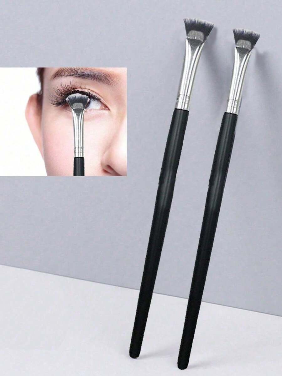 1PC Fan-Shaped Eyelash Brush, Say Goodbye To Clumpy Lashes, Defined And Long Lower Lashes Makeup Brush, Eyebrow And Eyelash Brush - Black - View 1