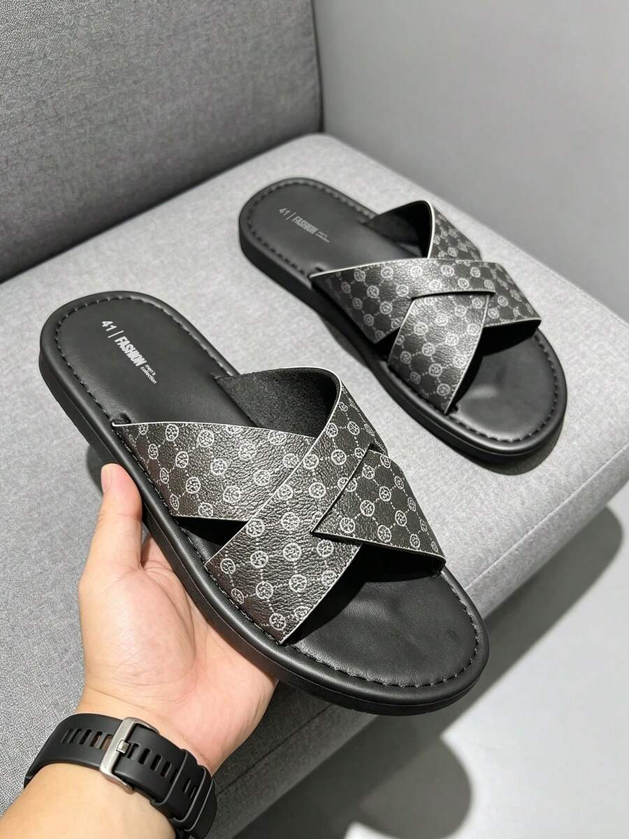Men's Luxury Vintage Printed Slippers, Open Toe Design With Metal Logo Decoration, Non-Slip Thick Sole, Suitable For Outdoor, Beach Or Street Wear, Casual Summer Roman Sandals - Black - View 1