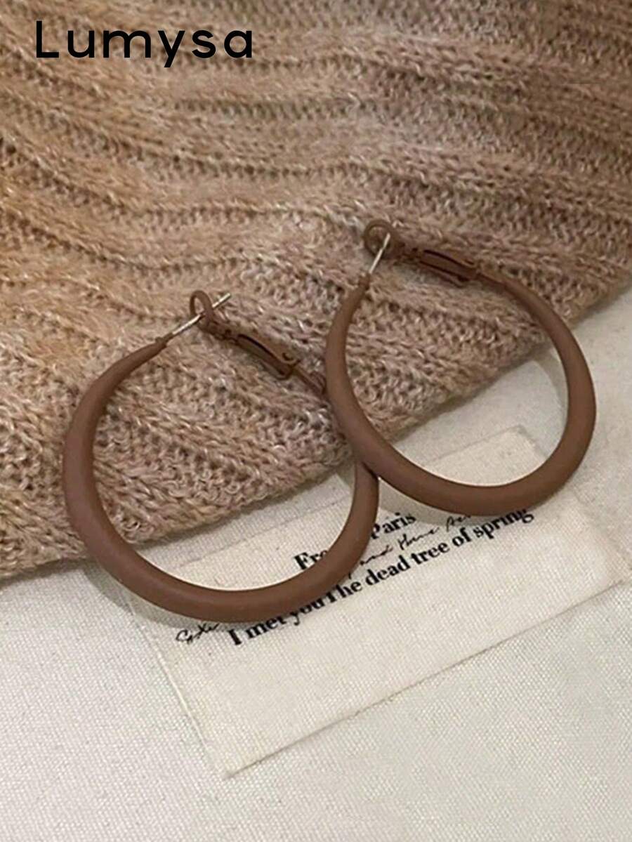 1 Pair Autumn/Winter Fashion Matte Geometric Hoop Earrings For Women, Suitable For Daily Wear And Party - Brown - View 1