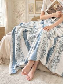 1pc Plush Striped Pattern Blanket, Warm Soft Comfortable Throw Blanket For Home Decor, Suitable For Bed, Sofa, Office, Room Decoration, Dorm, Machine Washable, Suitable For Spring, Autumn, Summer - Blue and White - View 5