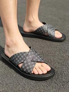 Men's Luxury Vintage Printed Slippers, Open Toe Design With Metal Logo Decoration, Non-Slip Thick Sole, Suitable For Outdoor, Beach Or Street Wear, Casual Summer Roman Sandals - Black - View 2
