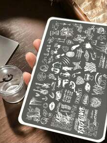 Graffiti Nail Art Stamping Plate, High Aesthetic, Black Cat Graffiti Design, Clean Lines, Easy To Transfer, Suitable For Halloween Creative Nail Art, Applicable For Nail Salons, Personal Creation, Style Testing, Creating Street Style Fingertip Patterns - Multicolor - View 2