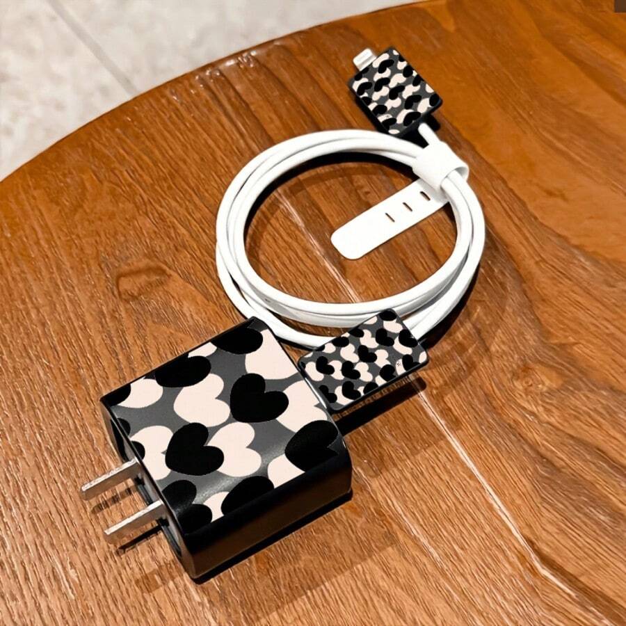 4pcs 2D Flat Design Heart Phone Charger Protector Set, Charger Head Cover + Cable Protector + Storage Rope, Compatible With Iphone 20W/18W Charger - Multicolor - View 1