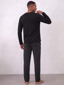 Snug League 2pcs Men's Plus Size Casual Loose Solid Crew Neck Long Sleeve Top With Pockets & Striped Lounge Pants Pajama Set, Suitable For Spring - Black - View 8