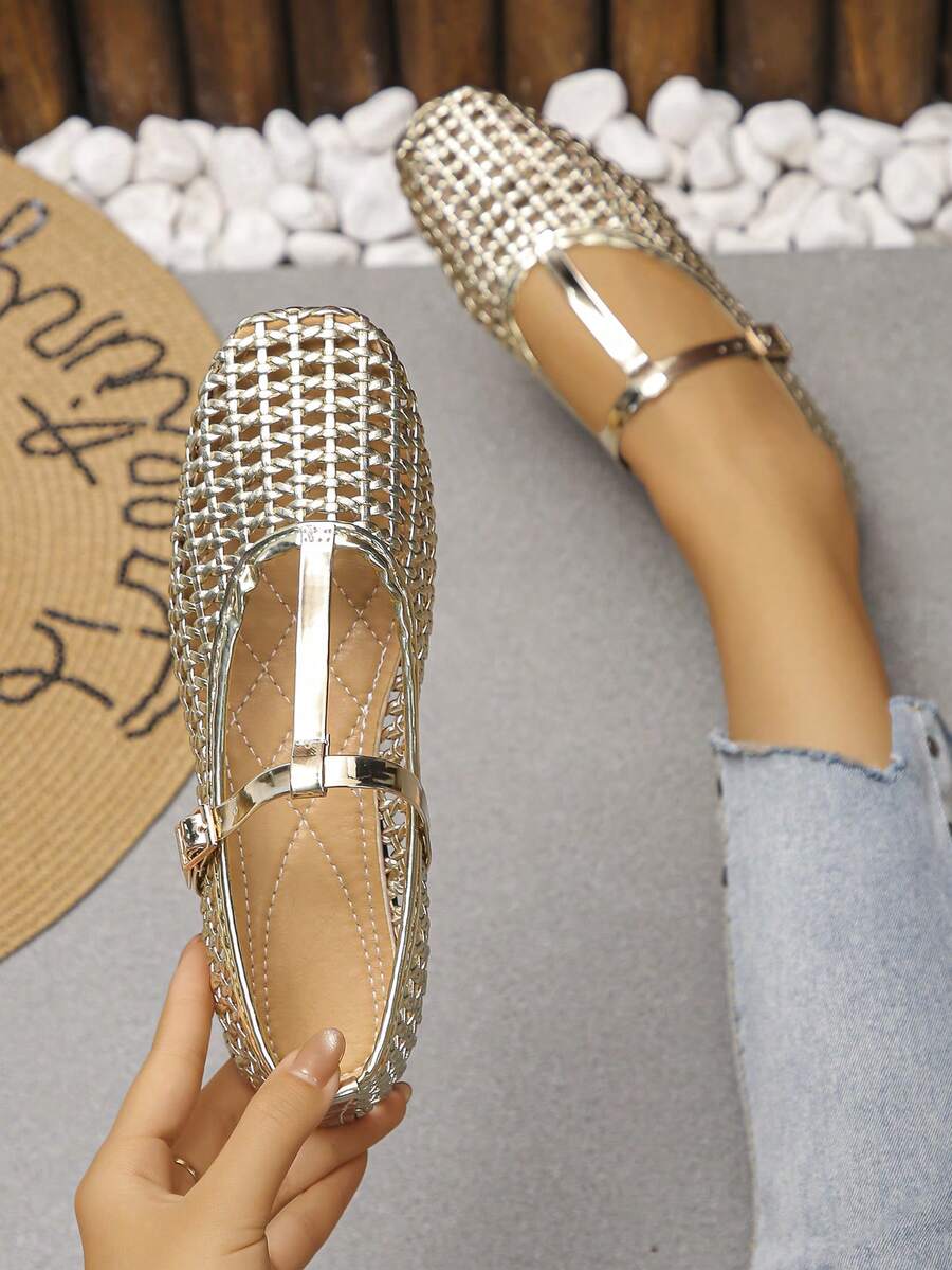 XfxfA Women's Gold Hollow Flat Shoes, Fashionable T-Strap Design, Suitable For Daily Casual/Shopping Wear - Gold - View 1