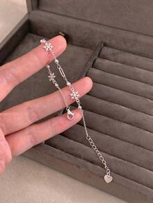 Winter Early Snow Snowflake Bracelet, Light Luxury, Niche, Exquisite Christmas Accessories, Layered Jewelry - Snowflake - View 2