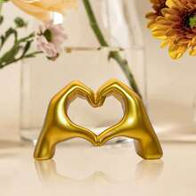 1pc Heart Gesture Decor, Heart Finger Statue Modern Art Sculpture Personalized Finger Home Decor, Creative Wedding Tabletop Decoration, Valentine's Day And New Year's Gift - Gold - View 6