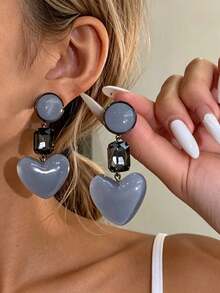 1 Pair Heart-Shaped Earrings, Suitable For Women's Daily And Holiday Wear - Grey - View 1