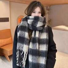Women's Black And White Polyester Plaid Scarf For Autumn/Winter - Black and White - View 8