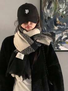 Women's Black And White Polyester Plaid Scarf For Autumn/Winter - Black and White - View 3
