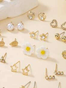 1 Set Of 60pcs Fashion Metal Butterfly Heart Rhinestone Moon Bow Flower Stud Earrings Set Holiday Gift Jewelry Women Can Wear Daily Multi-Piece Set - Yellow Gold - View 3