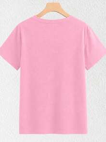 Conjunto de dospzas, playera y short playera estampada con diseño de perro Schnauzer con un suéter con moño rosa efecto bordado pero es estampado, short corto de rayas color negro con blanco - 2 Playera Rosa con Short Rayas Negro con Blanco - Ver 2