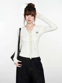 女款白色波點拼接 Polo 領修身短版長袖 T 恤上衣，秋季 - 白色 - 查看 1