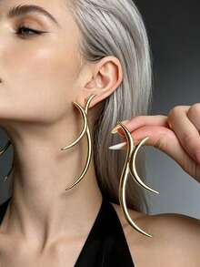 1 Pair European & American Geometric Asymmetrical Women's Stud Earrings - Yellow Gold - View 6