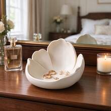 Gentle Petal 3D Printed Storage Tray, Minimalist Cream Style Jewelry Dish, Entryway Key & Small Accessory Organizer, Bedroom Desktop Creative Decor, Gift For Girls, Storage Plate - White - View 6