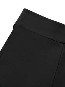 Plus Size Women Black Tight-Fitting Bermuda Shorts For Outdoor Streetwear - Black - View 8
