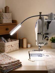 1pc USB Powered Sewing Machine LED Light, White Color With Strong Magnetic Base And Flexible Gooseneck, 30 LED Beads, Sewing Light Suitable For Sewing Machines, Workbenches And Industrial Flat Bed Machines - White - View 3