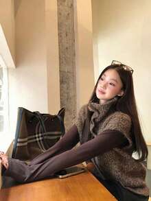 Áo gile cardigan len dệt kim cổ cao phong cách vintage, thiết kế nhiều lớp phối cúc - Màu nâu - Xem 5