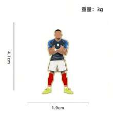 FIFA Football Fan Badge, Zinc Alloy Material, Cartoon Character Silhouette Design, Gold Plated Edge, Fan Accessory, Commemorative Badge, Back To School Decoration, Fan Event Gift, Collectible Accessory - Multicolor - View 12