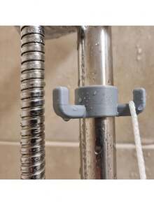 1 buah Pengait Pipa Shower, Dilengkapi dengan Dua Pengait, Cocok untuk Menggantung Spons Mandi, Sabut Gosok, dan Barang Ringan Lainnya Saat Mandi. Pasang pada Batang Vertikal dengan Diameter Sekitar 23 hingga 25 mm - MultiWarna - View 4