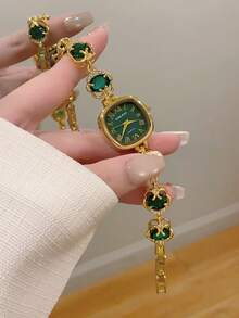 1pc Fashionable Vintage Women's Square Quartz Watch, Rounded Design, Exquisite Roman Numeral Dial, Suitable For Daily Wear And Parties - Gold - View 1