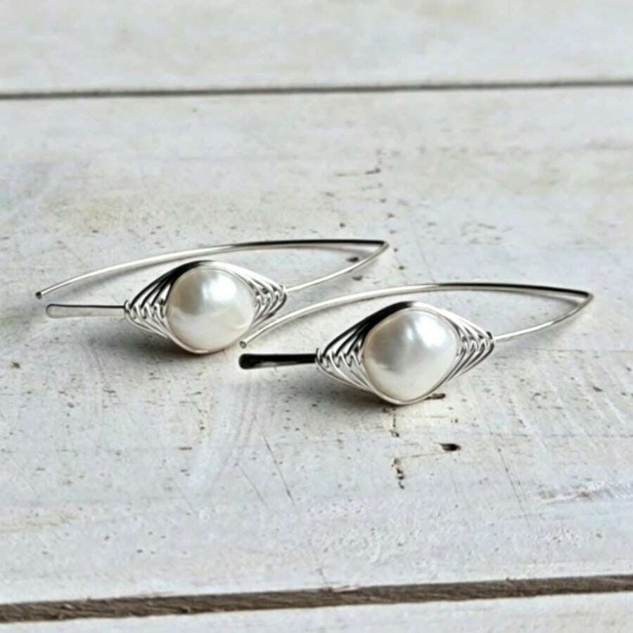 Gmzalx Women's Minimalist Line Ear Wire Earrings, Cool And Soft Texture, Elegant Accessory Suitable For Daily Commute And Date - Silver - View 1