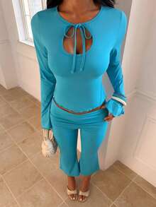 Solid Color Front Tie Flared Sleeve Top & Cropped Pants Set - Blue - View 3