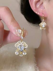 1 Pair Exquisite Rhinestone Peace Lock Earrings, Chinese Style Fashion Elegant Women's Dangle Earrings - Gold - View 6