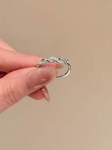 1 Pair Copper Vintage Braided Twist Design Open Ring, Niche Design, High-End Feel, Personalized Minimalist Versatile Index Finger Ring, Suitable For Women's Daily And Holiday Wear - Silver - View 3
