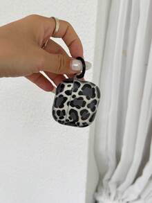 Vintage Black & Grey Leopard Print Matte Pods 5 Protective Case, Compatible With Pod 4, Apple Pro 3 Earphone Shell, 2nd Gen Wireless Bluetooth, 3rd Gen, 2nd Gen, Pod Pro 5th Gen, 4th Gen Case - Grey - View 7