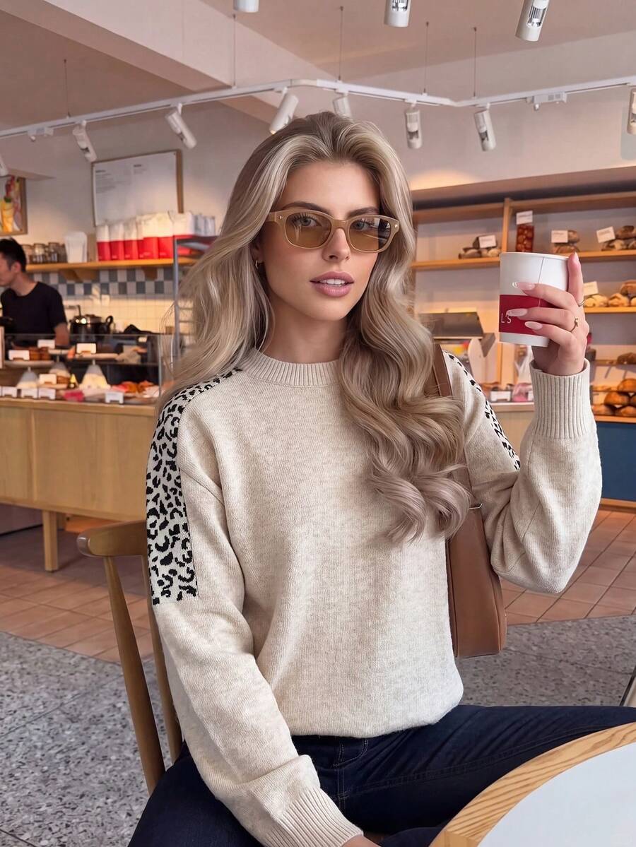 Fashionable Women's Leopard Print Knit Sweater, Regular Length, Autumn/Winter Essential - Apricot - View 1