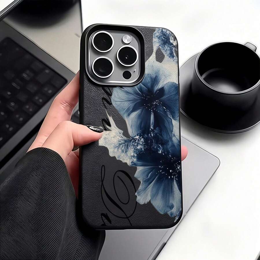 1件黑色磨砂極簡鏡頭保護水墨藍花紋手機殼，個性化適用於 iPhone 16 Pro Max/18/17/16/15/14 Plus/13/12/11/Air