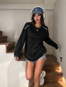 Casual Round Neck Long Sleeve Base Layer Top With Contrast Color Shoulder Tape Design, Sporty Style Black T-Shirt - Black - View 10