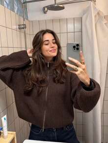 Cardigan Rajut Bergaris Cokelat Tua Wanita dengan Resleting, Jaket Sweater Longgar Leher Tinggi dan Bahu Jatuh, Pakaian Luar Kasual Nyaman untuk Musim Gugur/Dingin - Coffee Brown - View 3