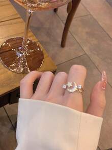 1pc Copper Gold Star & Moon Open Ring, Luxury Niche Personalized Versatile Index Finger Ring For Women, Suitable For Daily, Holiday, Party And Vacation Wear - Gold - View 2