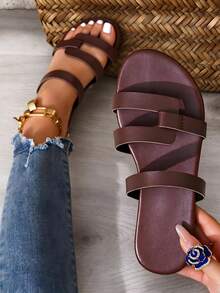 Sandal Datar Terbuka untuk Wanita, Sandal Minimalis dengan Tali Lebar, Cocok untuk Pakaian Luar Ruangan Musim Panas, Sandal Kasual Anti Selip - Coffee Brown - View 1