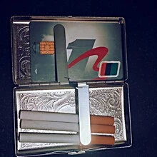 Original Handmade Vintage Snake Pattern Embossed Metal Cigarette Case, Luxury Carved Storage Box, Universal For Thick/Medium/Thin, Portable, Pressure-Resistant, Creative Gift For Halloween, Thanksgiving, Christmas - Silver - View 5