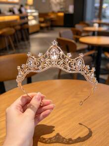 1件女款極簡優雅水鑽公主3D皇冠髮箍 - 金色 - 查看 1