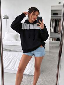 Women's Black & Grey Colorblock Drawstring Hooded Sweatshirt With Kangaroo Pocket, Suitable For Daily Streetwear - Black - View 2
